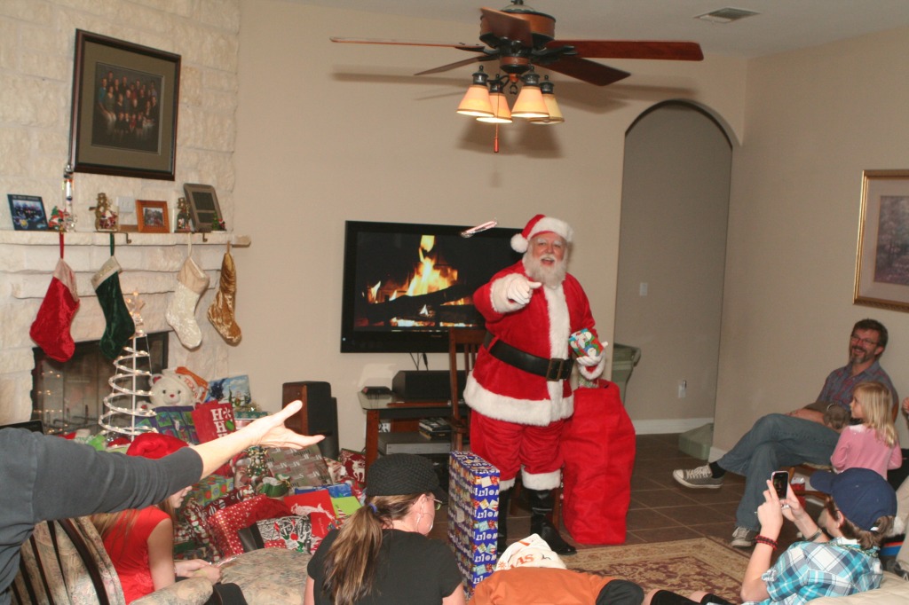 2012-12-24 058 Christmas Eve at T&S.jpg